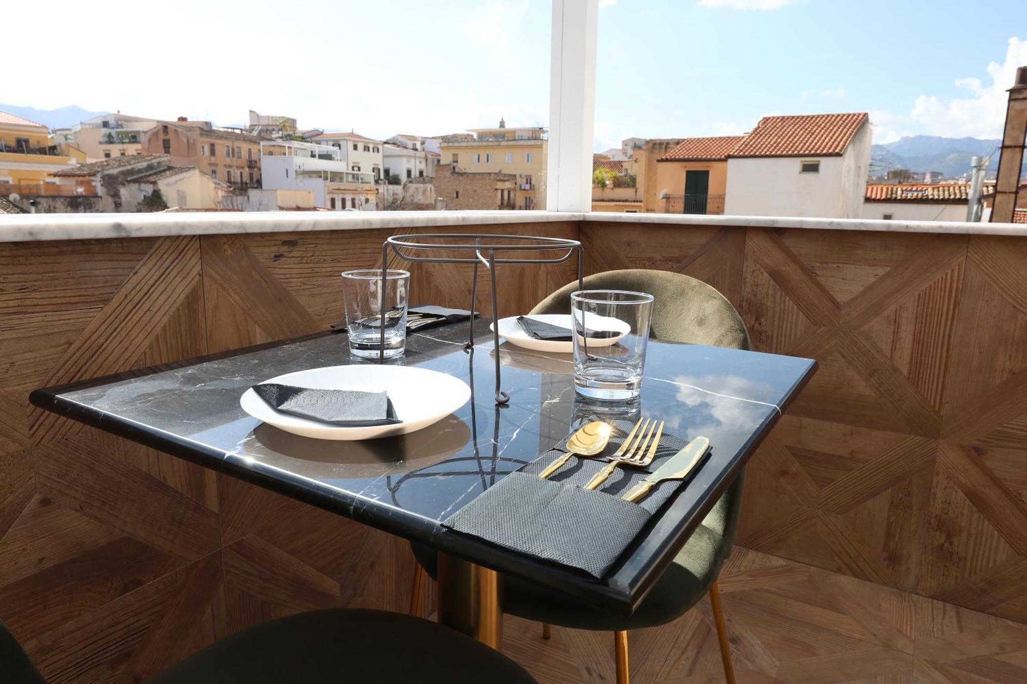 Spera Luxury & *